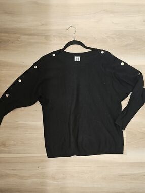 Anne Klein Black Crewneck Knit Top